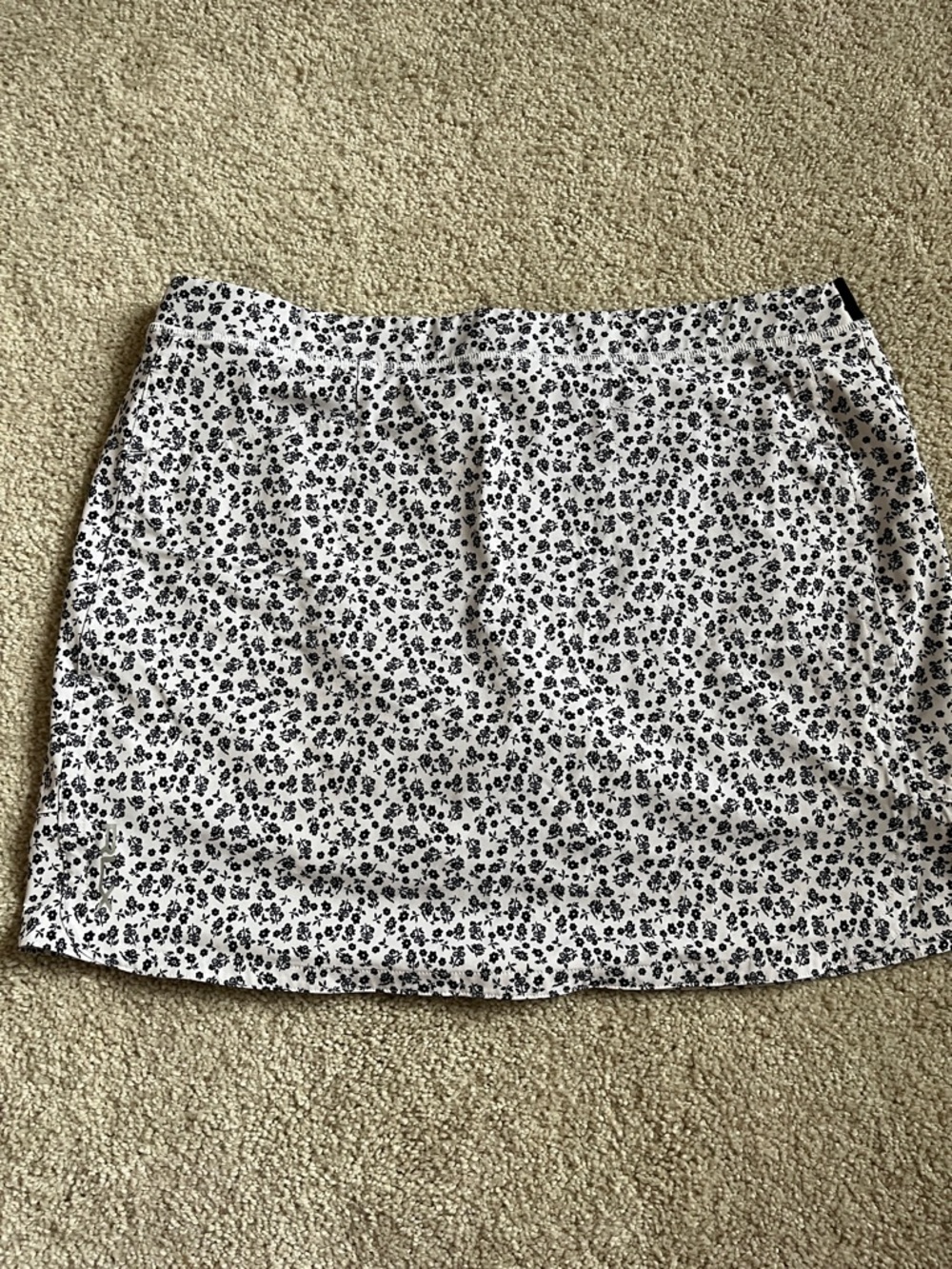 RLX Ralph Lauren | White Golf Skort with Black Floral Print